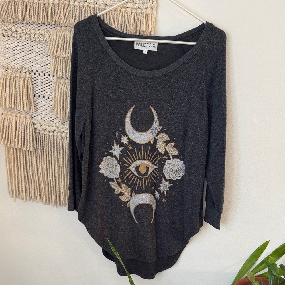 Wildfox 3/4 sleeve Celestial Baggy Beach Jumper